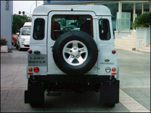 Land Rover Defender
